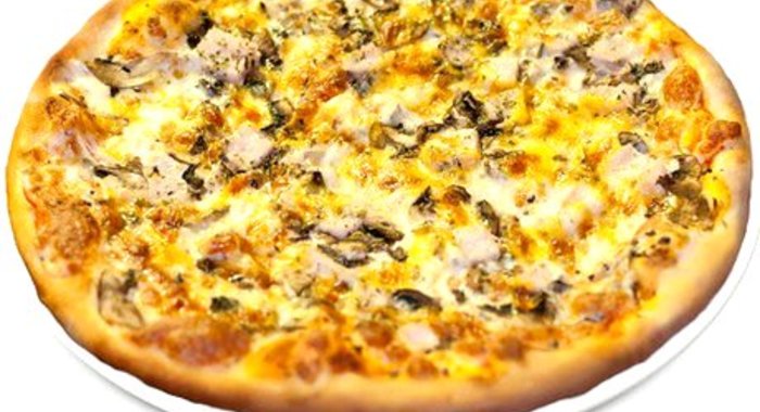 Пицца с грибами и ветчиной