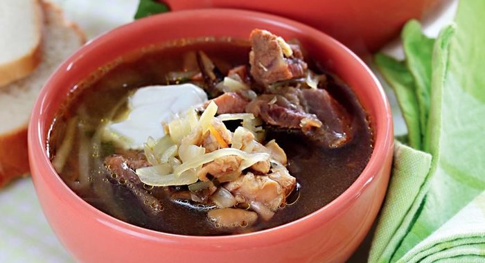 Богатые щи с грибами (Россия)