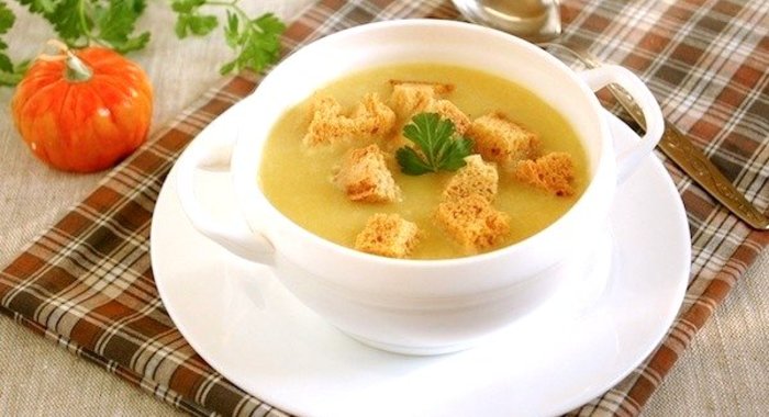 Суп-пюре из тыквы, картофеля и овсяных хлопьев