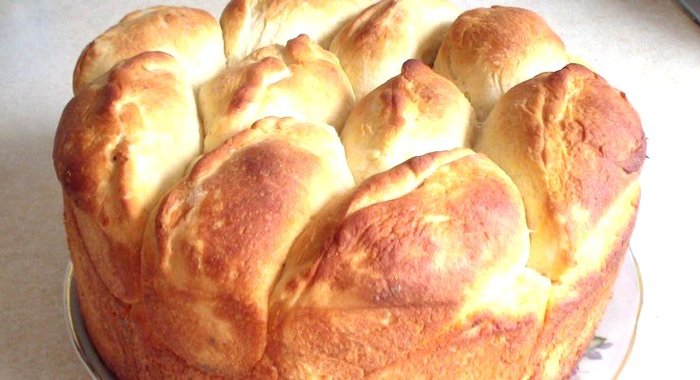 Пирог из пирожков с маком и медом