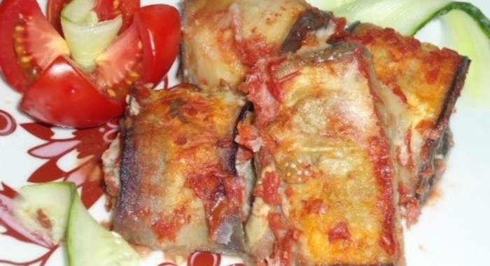 Рулеты из баклажанов с мясом