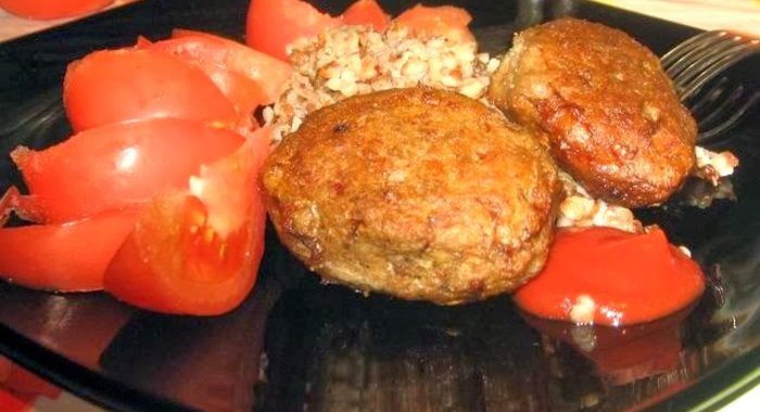 Котлеты с манкой в духовке