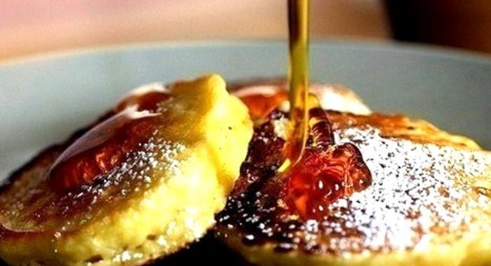 Яблочные оладьи с ванилью