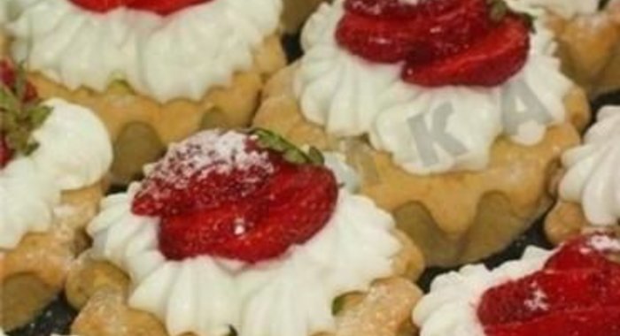 Пирожное корзиночка