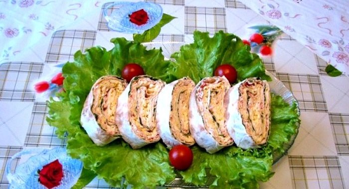 Рулеты из лаваша с крабовыми палочками