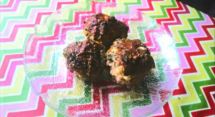 Котлеты в сливочно-сырном соусе