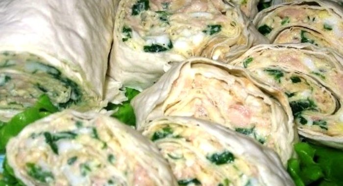 Рулет с печенью трески