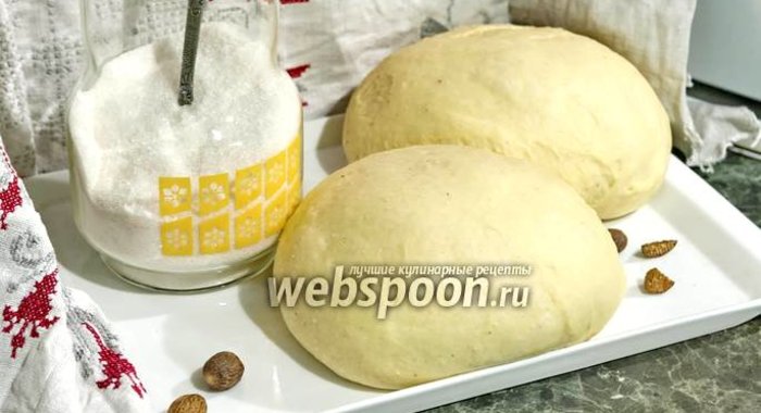 Сладкое дрожжевое тесто на гусиных яйцах (в хлебопечке)