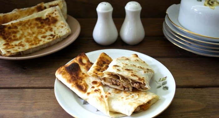 Пирожки из лаваша с мясом