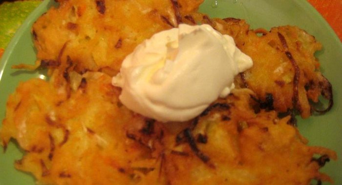 Капустно-картофельные оладьи