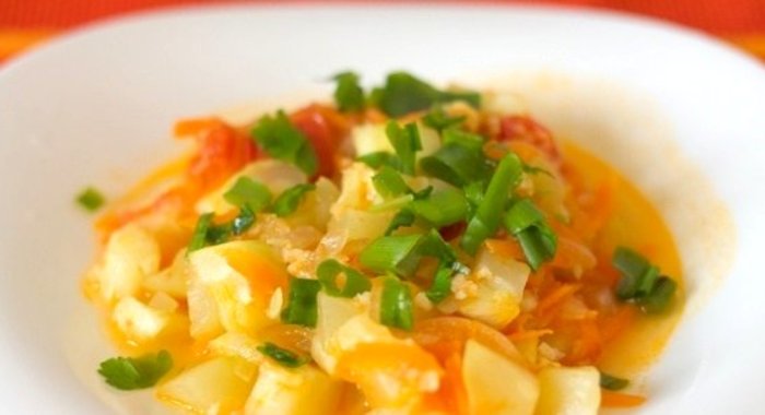 Рагу из кабачков в мультиварке