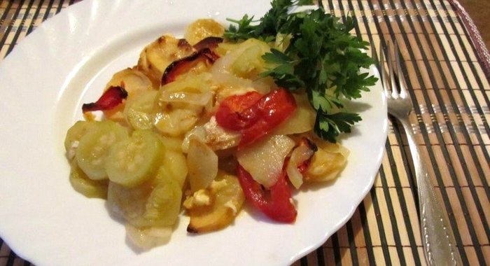 Овощи запеченные с картофелем