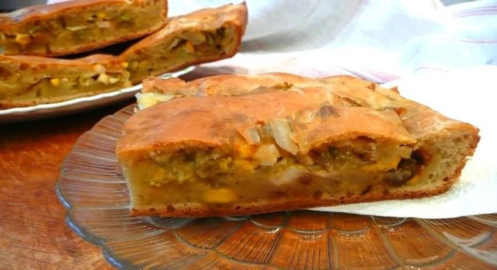 Заливной пирог с капустой на кефире