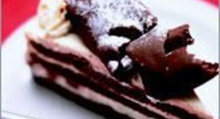 Шоколадный бисквит с кремом