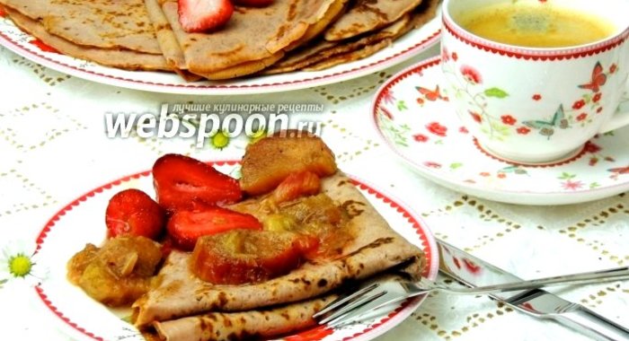 Клубничный «омлет» с ревенем