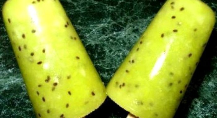 Мороженое из киви и апельсинов