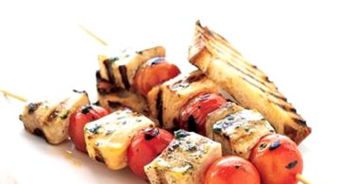 Шашлык из рыбы с помидорами черри