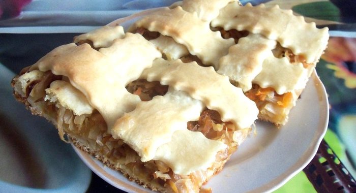 Капустный пирог без яиц