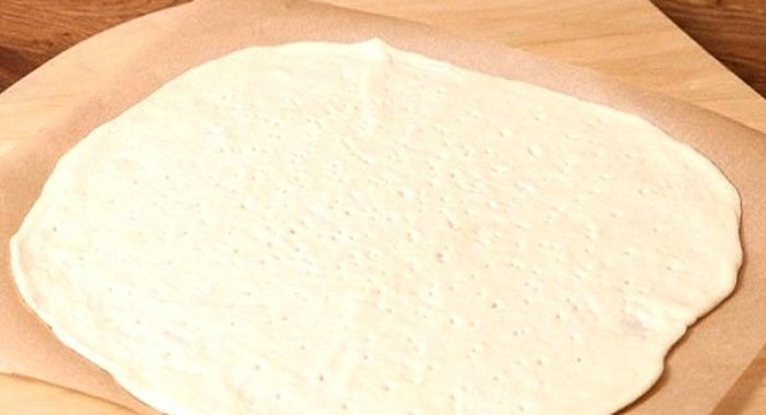 Бездрожжевое тесто на кефире для пиццы