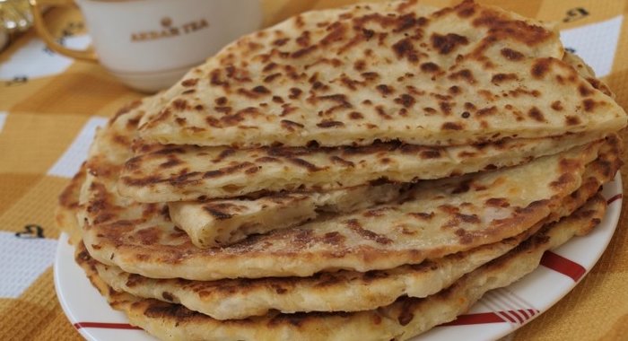 Сырные лепёшки на сковороде