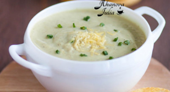 Суп-пюре из цветной капусты и цуккини