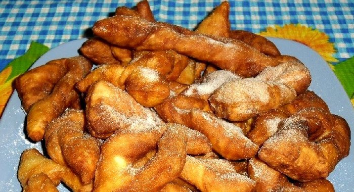 Хворост на кефире