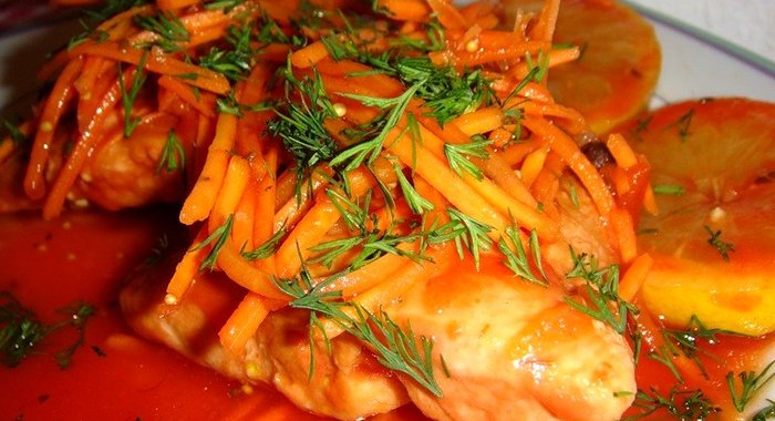 Рыба в маринаде с морковкой