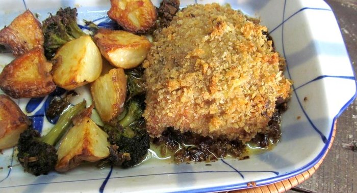 Курица под хлебной корочкой