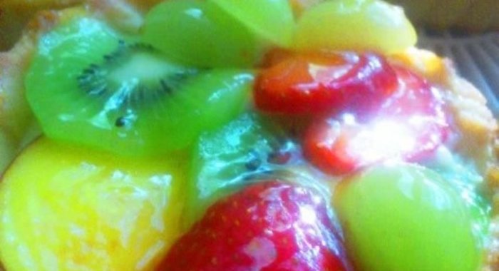 Пирожные корзиночки с фруктами