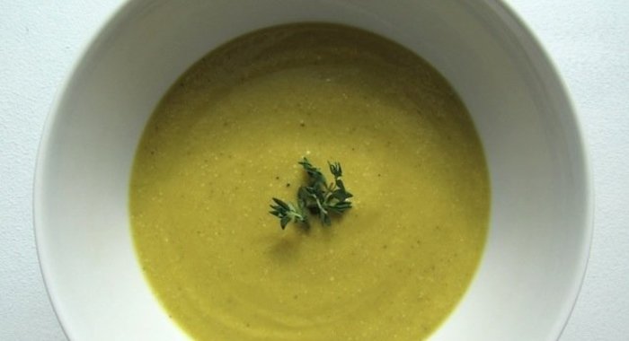 Вегетарианский суп-пюре из брокколи