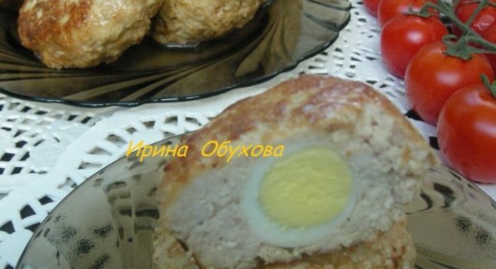 Куриные котлеты с перепелиными яйцами