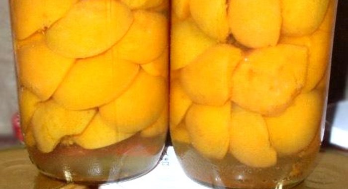 Компот из абрикосов