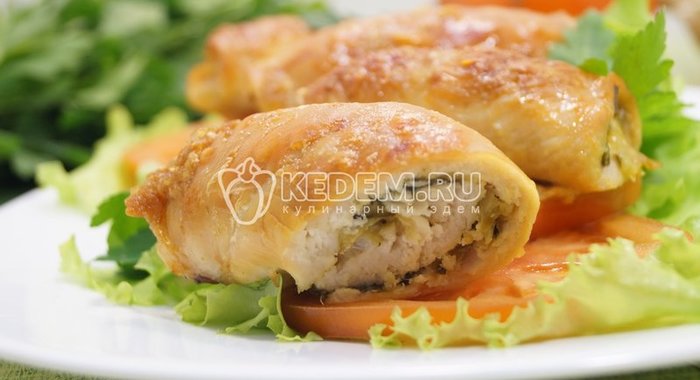 Куриные рулетики с сыром и зеленью