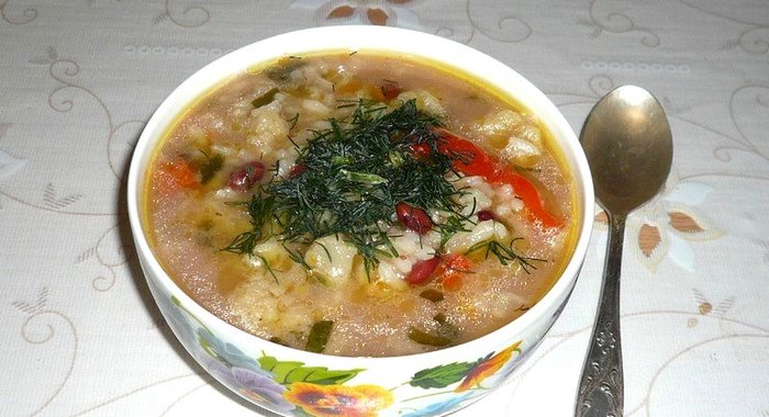 Овощной суп с красной фасолью