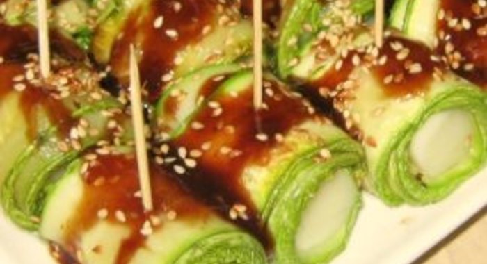 Рулетики из кабачков с моцареллой