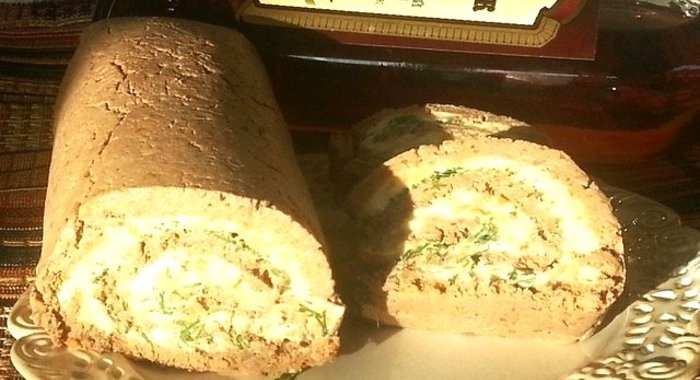 Рулет из куриной печени с сыром