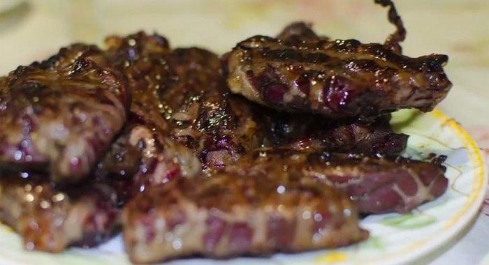 Печень в жировой сетке шашлык на мангале