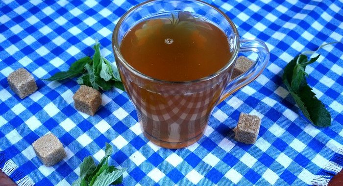 Компот из сухофруктов и клюквы