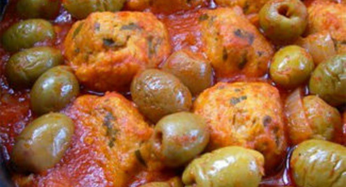 Куриные котлетки с оливками