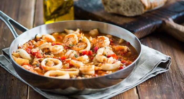 Рагу из трески и морепродуктов