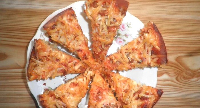 Пицца на дрожжевом тесте с вешенкой