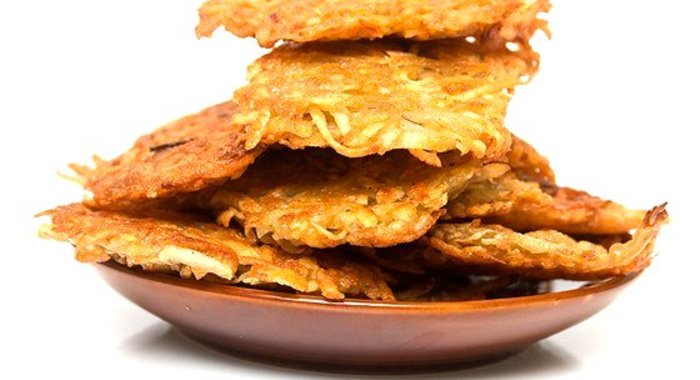 Картофельные оладьи с дрожжами