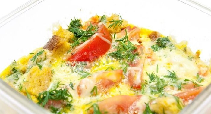 омлет с сыром и помидорами в микроволновке аля Киш