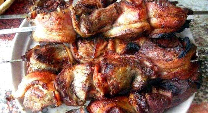 Шашлык с беконом