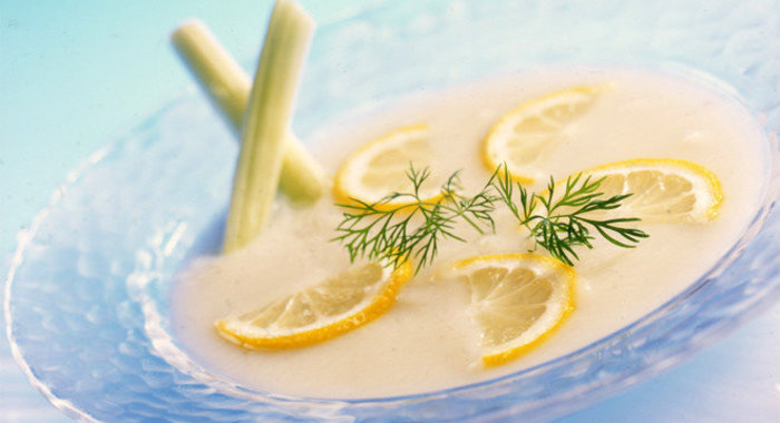 Суп-пюре из кабачка и сельдерея