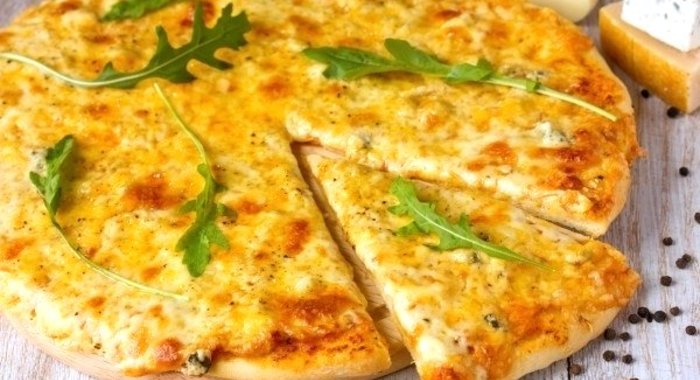 Пицца «Пять сыров»