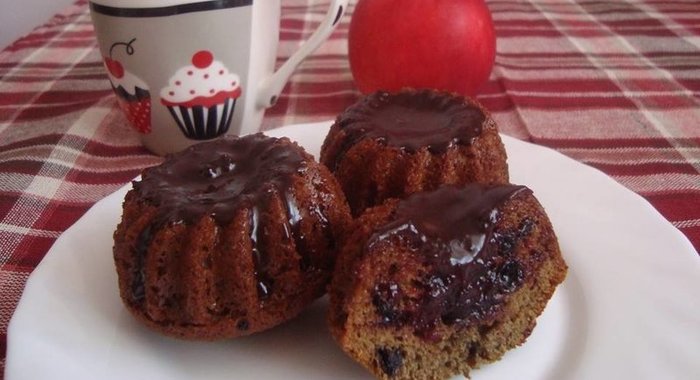 Смородино-вишневые кексы