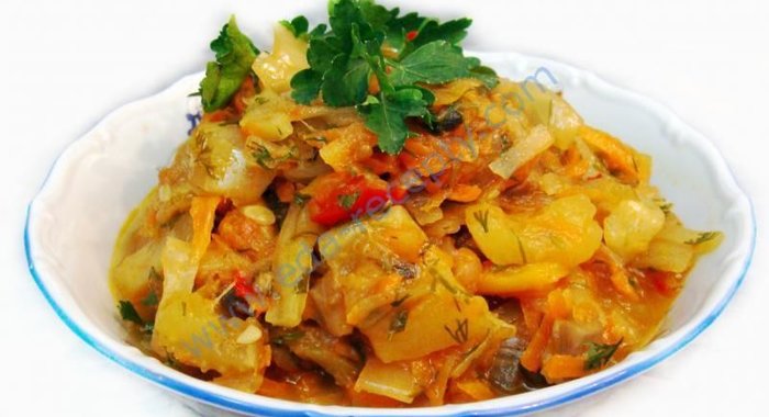 Рагу кабачки с капустой и шампиньонами