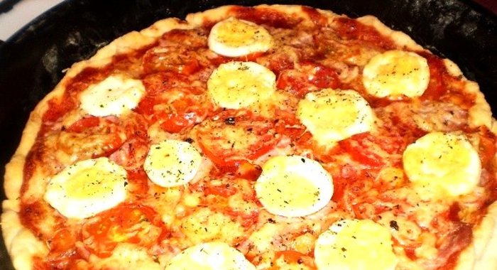 Пицца по-быстрому с ветчиной