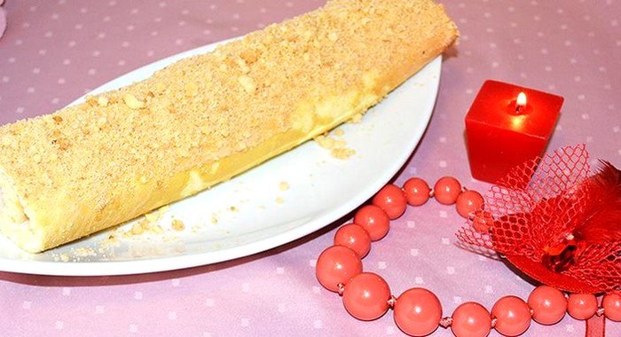 Рулет с зефирным кремом